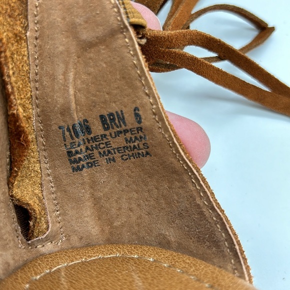 Minnetonka Savona Fringed Sandals‎ Women's 6 Brown Leather Moccasins - Picture 8 of 8
